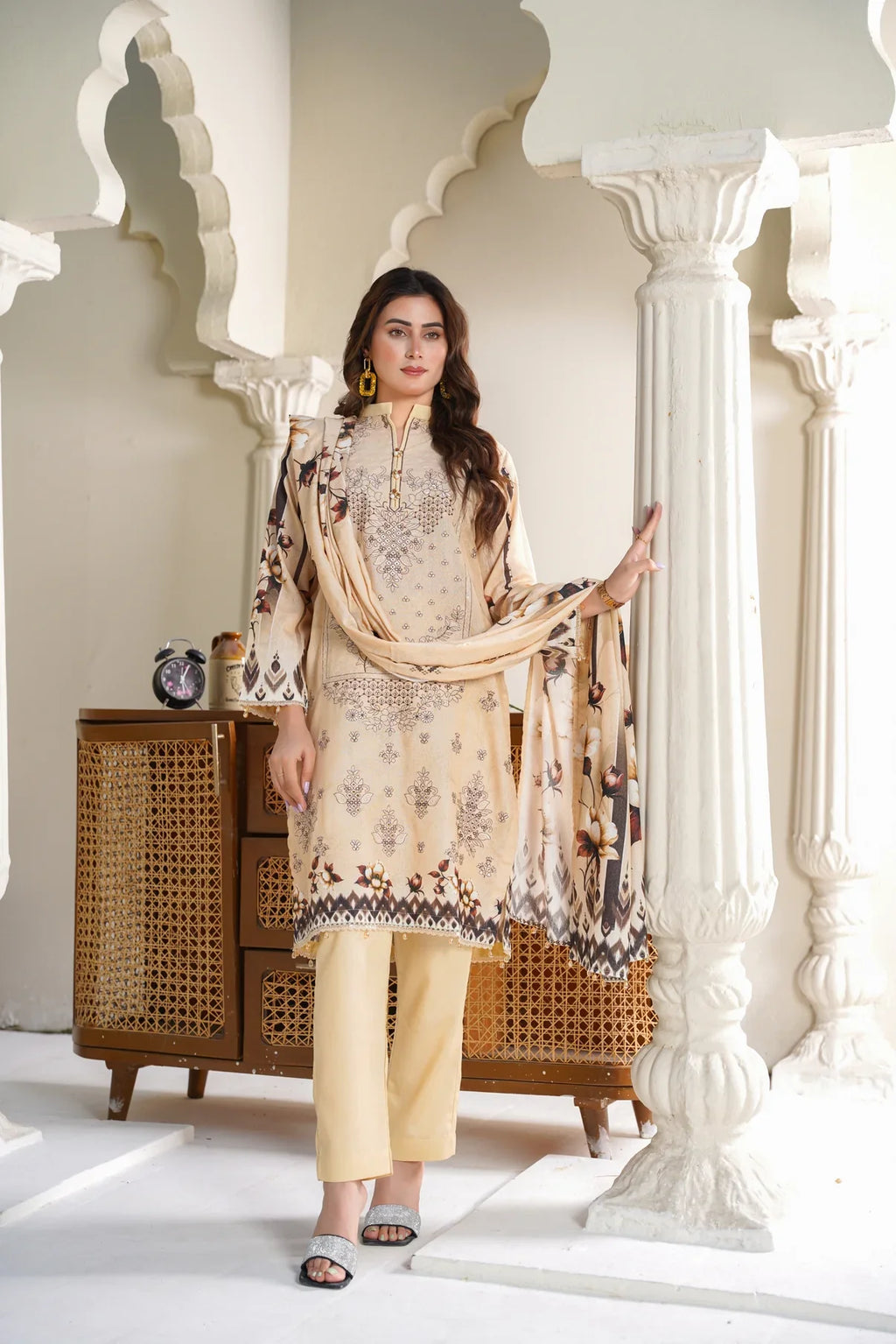 Cora By Anaya Noor Emb Karandi 3 PC D4