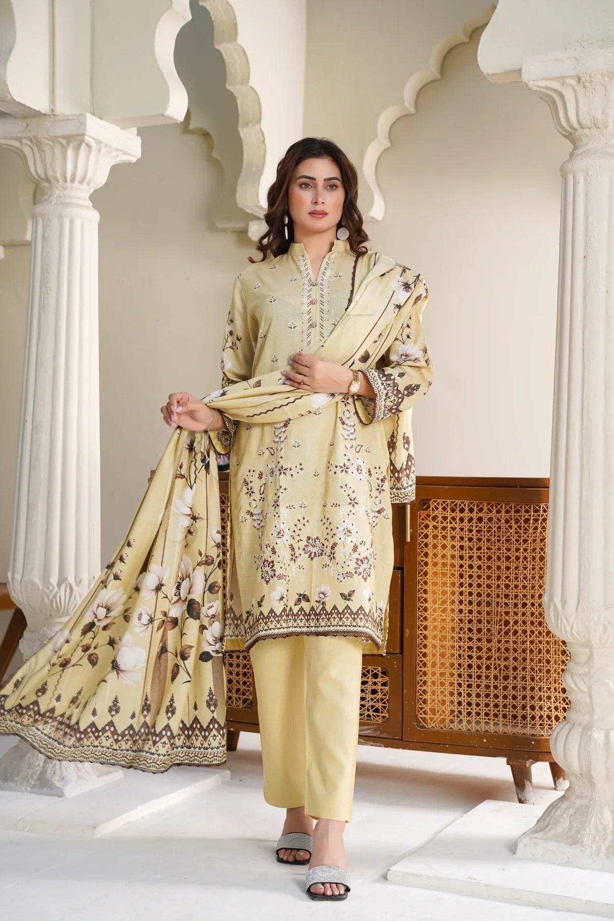 Cora By Anaya Noor Emb Karandi 3 PC D6