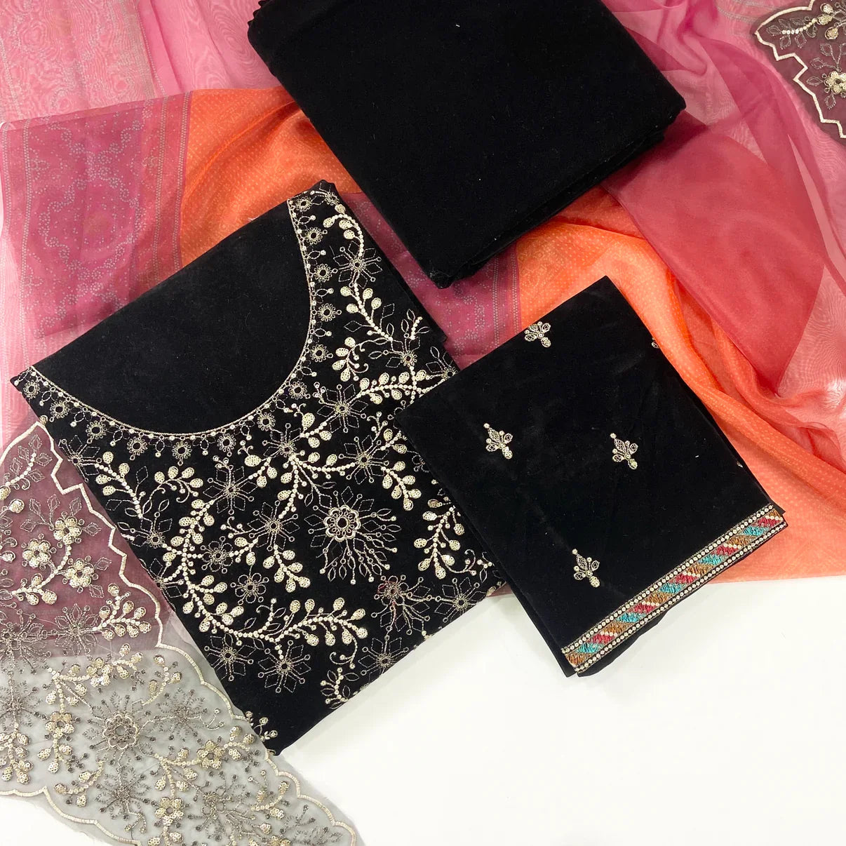 Maria B Sweet Velvet Embroidered 3PC D3