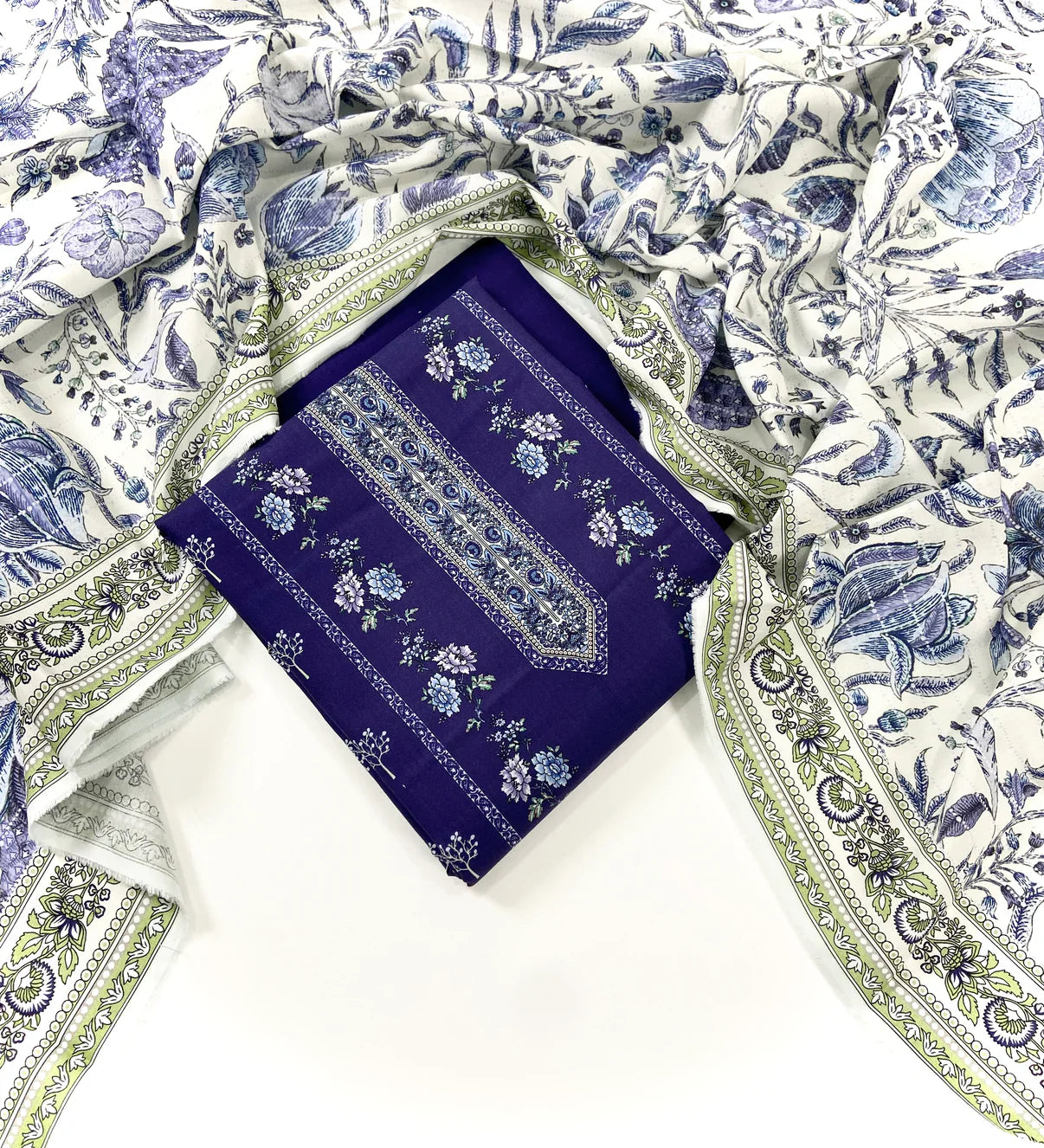 Mausummery Digital Printed Khaddar 3 PC D2