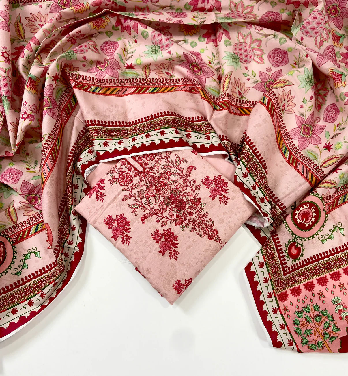 Mausummery Digital Printed Khaddar 3 PC D7