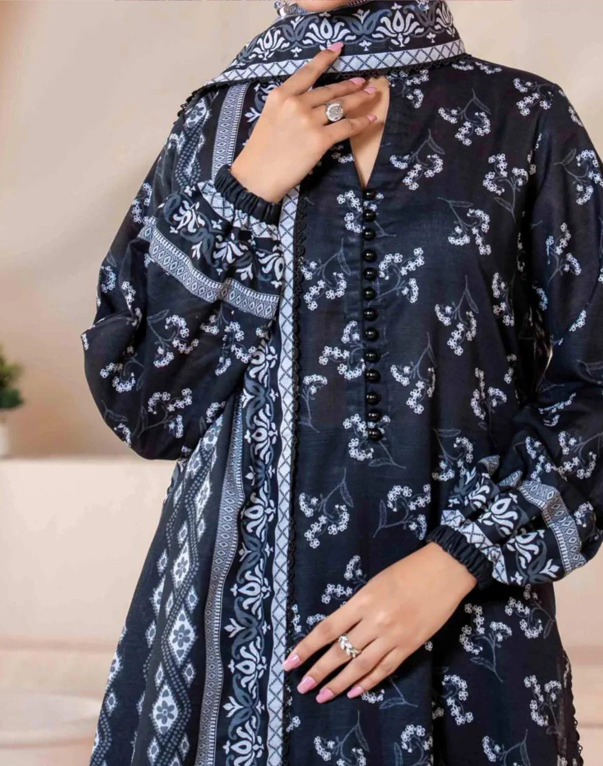 Mehnaz Airjet Printed Khaddar 3PC D1 04