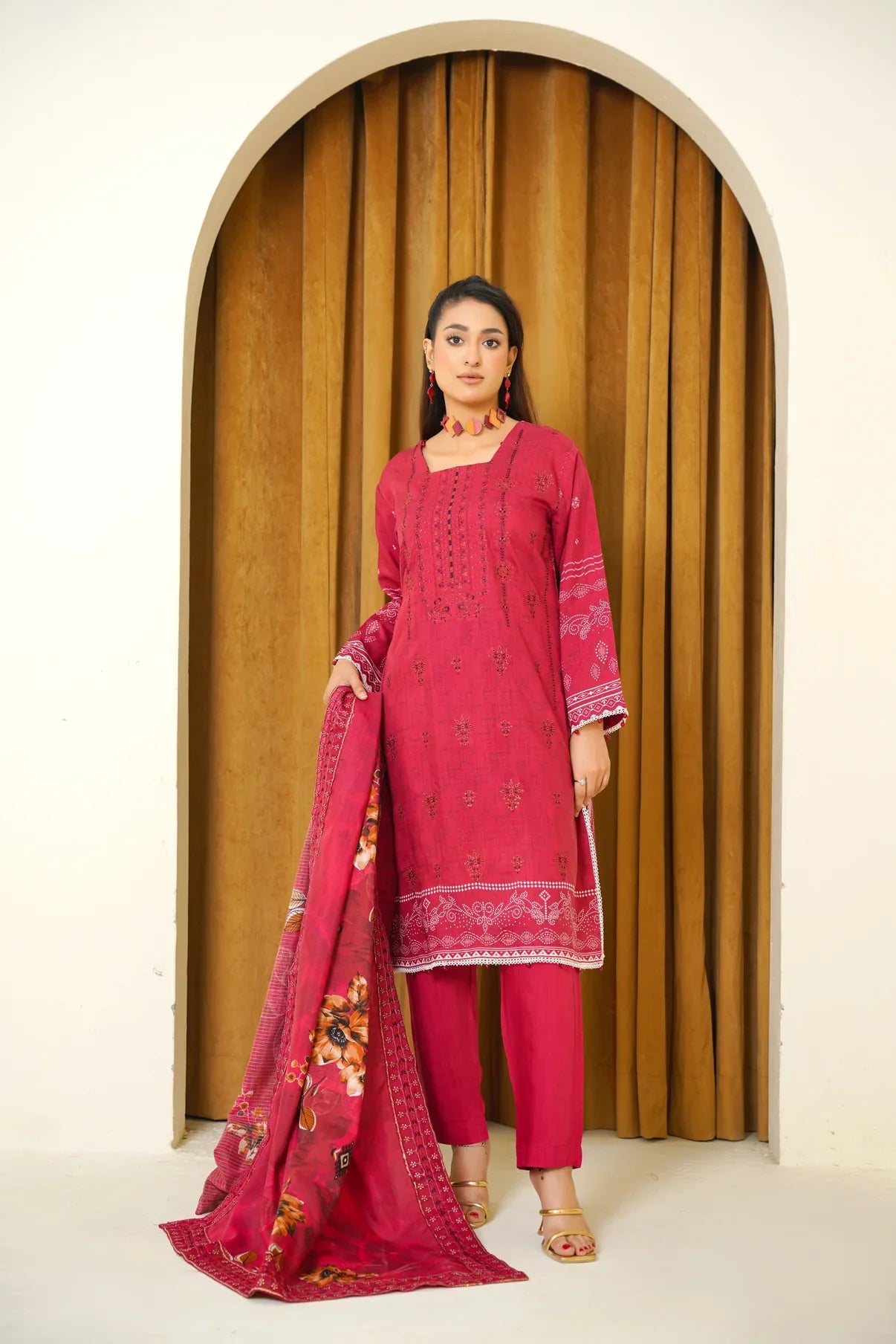Narm o Nafees By Anaya Noor Embroidered Viscose 3PC D7