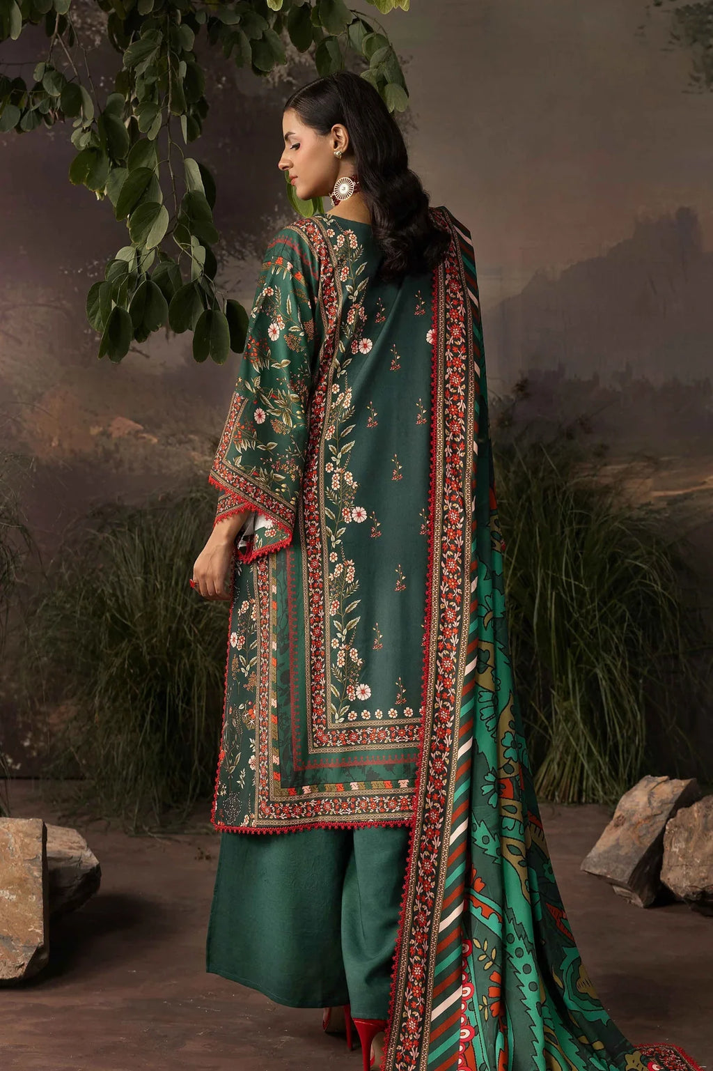 Raiha Luxury Linen 3PC D4