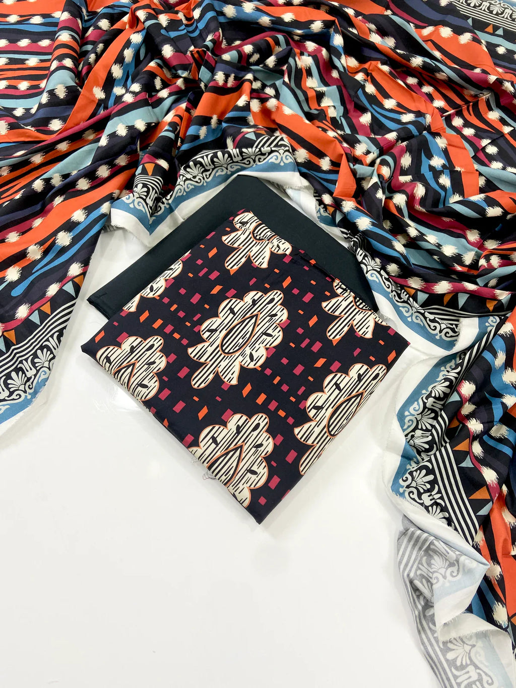 Sapphire Digital Printed Linen 3 PC D5